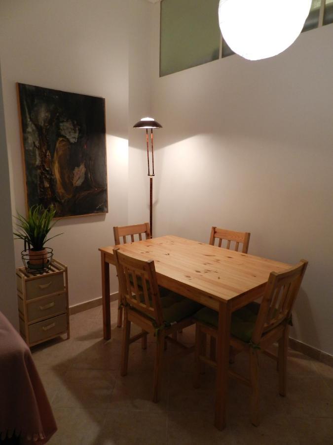 Vasia'S Cosy Apartment In Athens, "Pedion Tou Areos", Close To Center 外观 照片